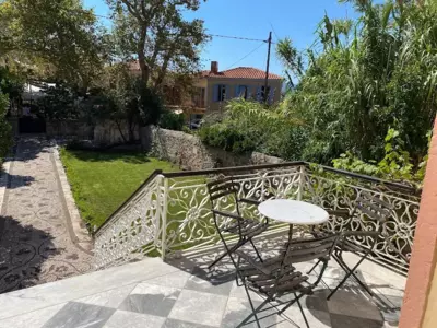 Eleana Residence - Mythimna