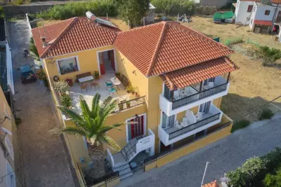 The Mirror Apartment - Mytilini