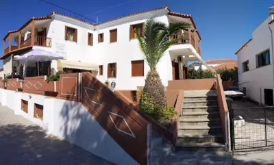 Joanna Rooms - Skala Eresou