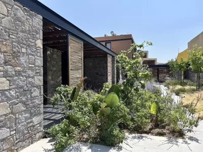 Barefoot Luxury Eressos Apartments - Skala Eresou