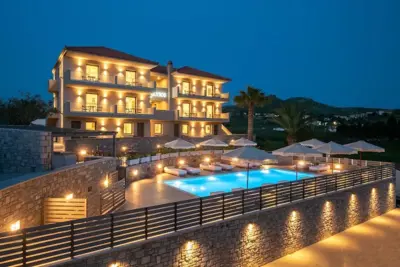 Alysos Luxurious Apartments - Mirina