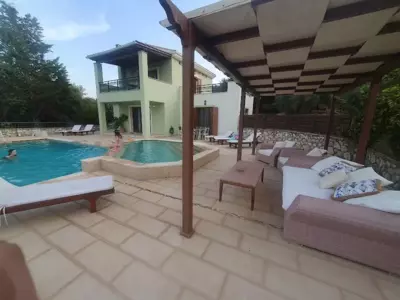 Kyknos by Vintage Travel - Meganisi