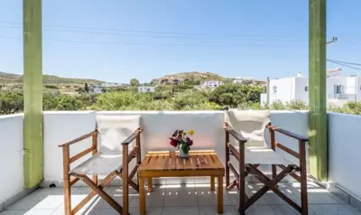 Pente Elies Milos - Pollonia