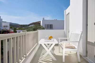 Pagona Studios - Pollonia