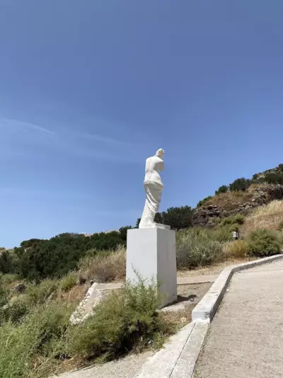 Aphrodite of Milos - Adamas