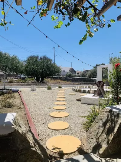 Aloni Studios - Ano Mera