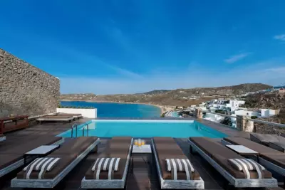 Cova Mykonos Suites - Elia Beach