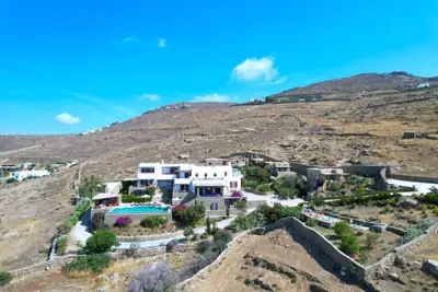 VILLA NAUTILIA - Luxury Suites and Cottages - Kalafatis