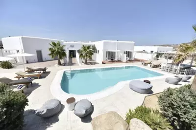Queen Boutique Suites - Mykonos Città