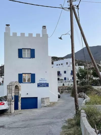 Flora Apartments & Studios - Agia Anna