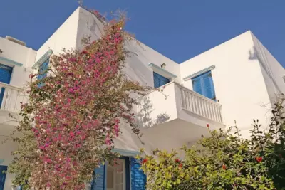 Maroulis Studios Naxos - Mikri Vigla