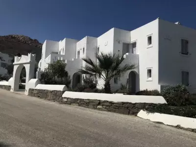 Golden Sun Hotel - Stelida