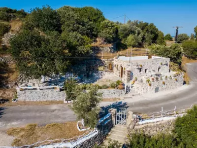 Palaiokastro Traditional House - Nisyros