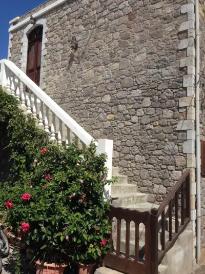 Marina Square - Nisyros