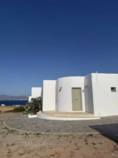 White house with sea view (number 2) - Ambelas