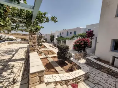 Captain's Rocks Hotel - Chrissi Akti