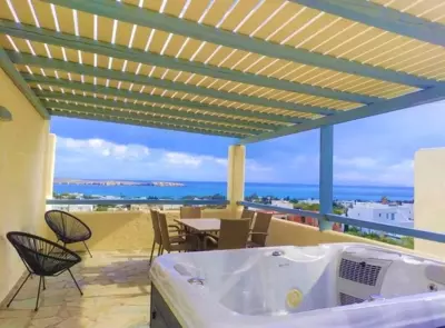 Mosaic Suites - Drios