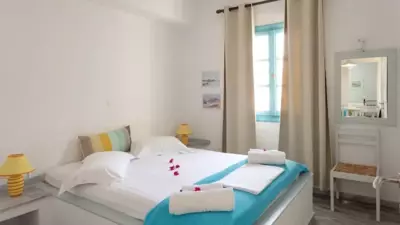 Ragousis Apartments - Paroikia