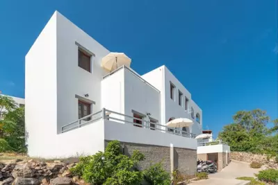 Iliolousto Studios - Skala