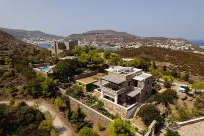 Blue Vista Triple Apartment - Skala