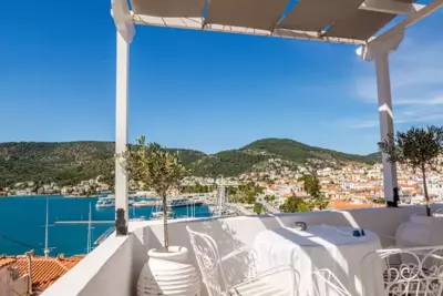Gigi Rooms - Poros