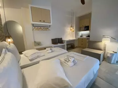 Kores of Poros - Poros