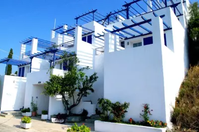 Saronic studios 1 - Galatas