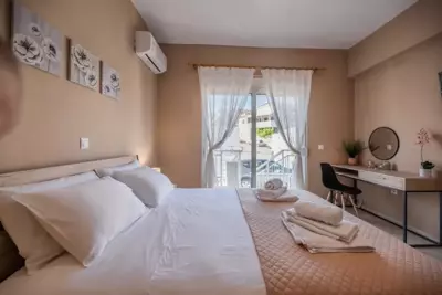 Katerina's House - Afando