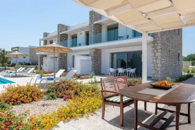 Gennadi Harmony Suites - 200 m from the sea - Gennadi