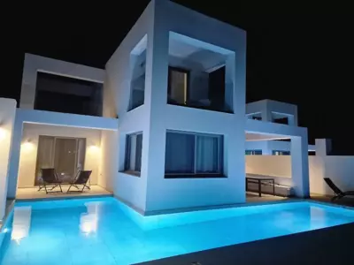 Alpha Villas - Gennadi