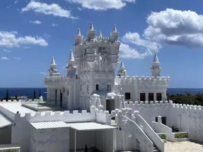 Snow White Castle Apartment - Kiotari