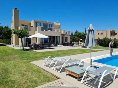 Trapezia Luxury Living - Kolimbia