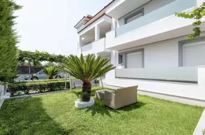 White House Kokas Luxury Apartments - Kremasti