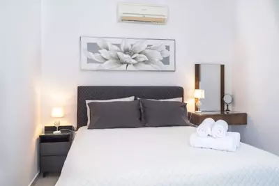 Flev's House with jacuzzi - Kremasti