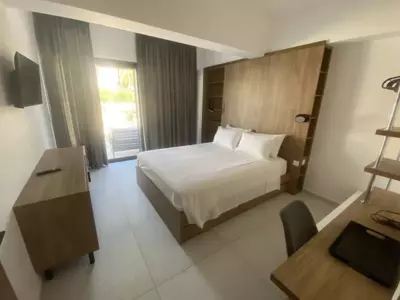 Courtyard Studios - Pefkos