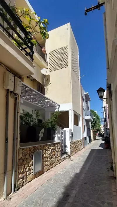 City Compass Luxury Suites - Rodi Città