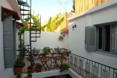 Medieval Inn - Rodi Città