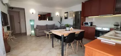 Ellora Suite - Salamina