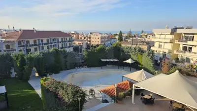 Merope Hotel - Karlovasi