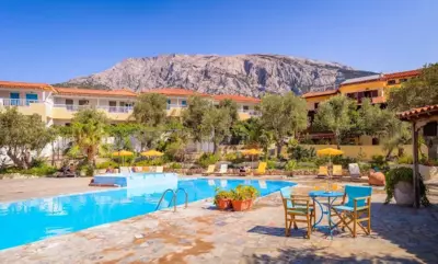 Limnionas Bay Village Hotel - Marathokampos