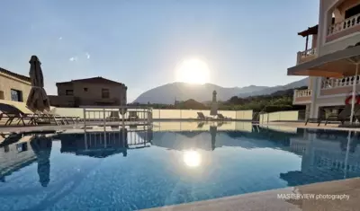 Anemos Apartments - Marathokampos