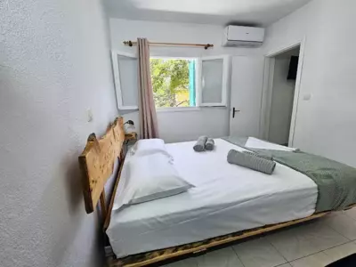 The Nest - Pythagoreio