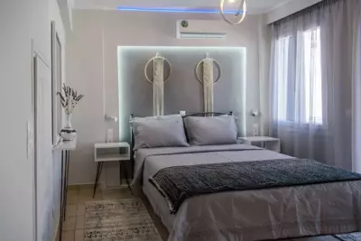 Pythagorio Blue Street Apartment with Balcony - Pythagoreio