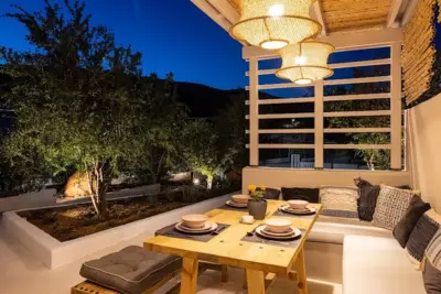 Chariclea Villa Retreats - Samo