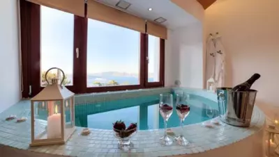 William's Houses - Akrotiri