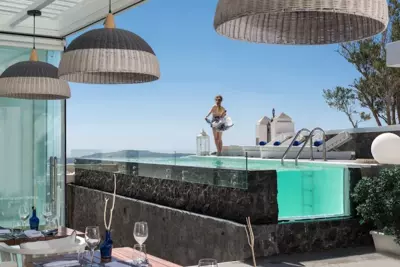 Mythical Blue Luxury Suites - Fira