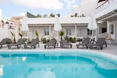 Ambience Suites - Firostefani