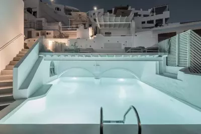 On The Rocks - Small Luxury Hotels of the World - Imerovigli