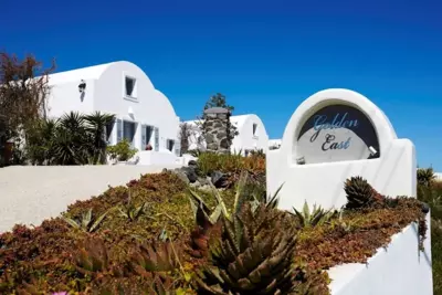 Golden East - Imerovigli