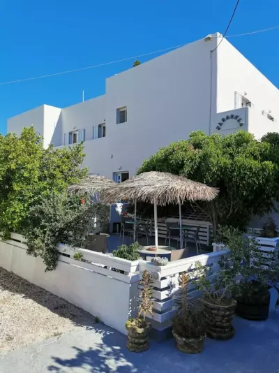 Kamarela Studios - Kamari